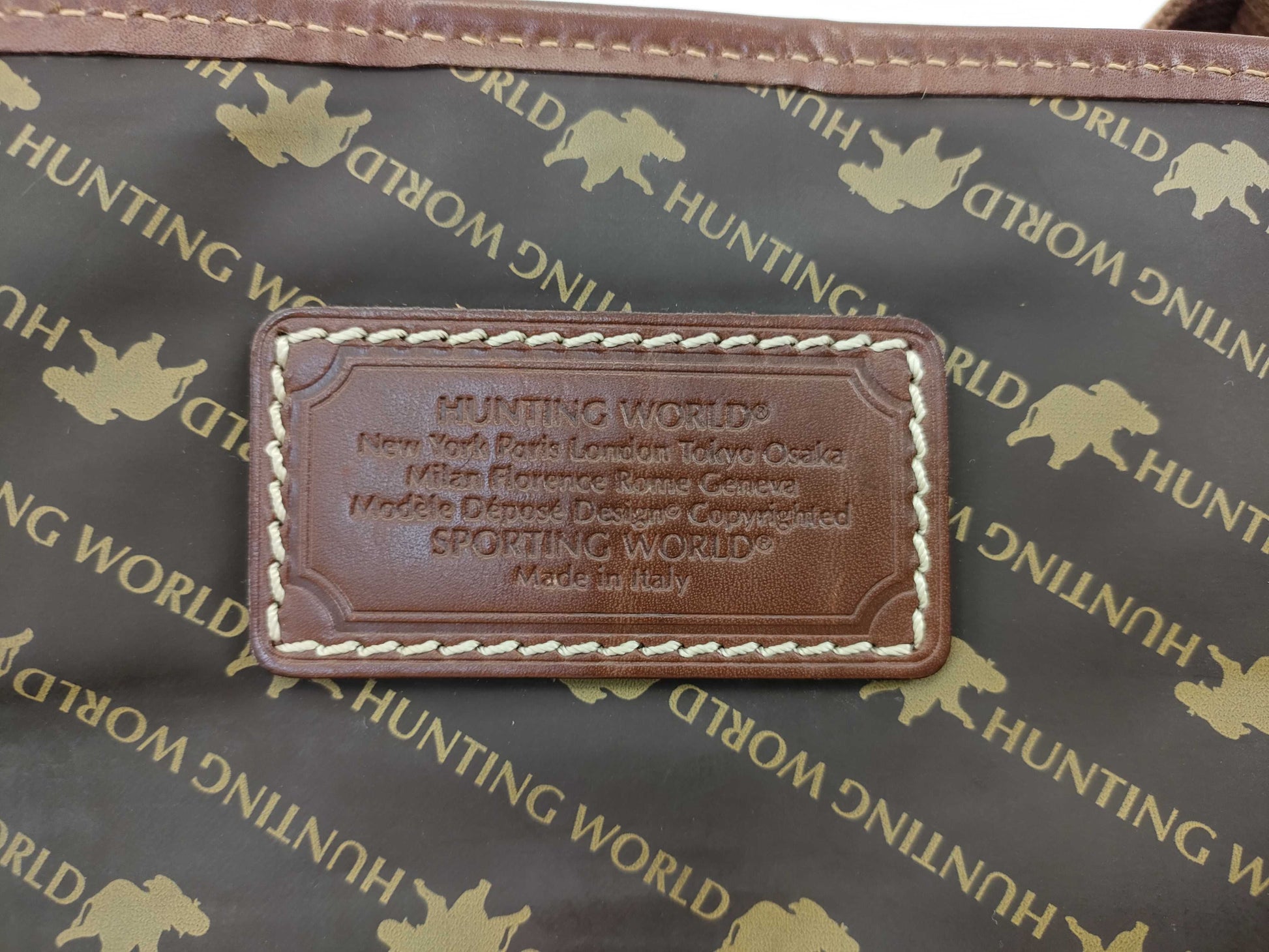 HUNTING WORLD Messenger Bag Shoulder Bag
