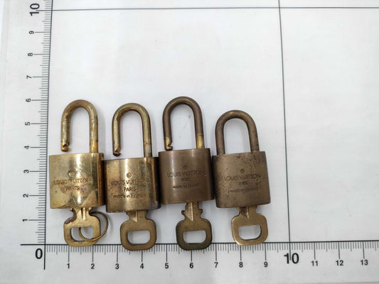 LOUIS VUITTON Padlock Set *4 Other Accessories