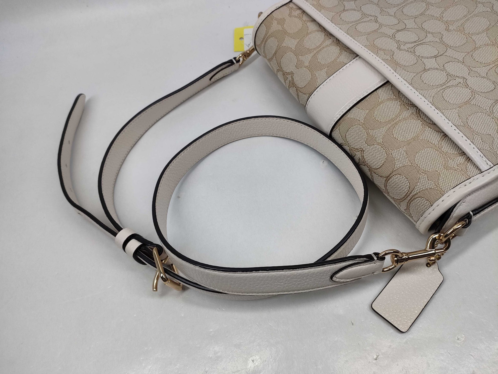 COACH Signature Leather Shoulder Bag C8307