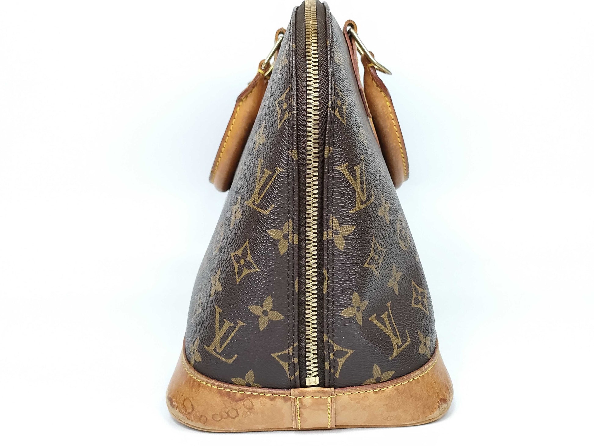 LOUIS VUITTON M40878 Monogram Alma MM Handbag
