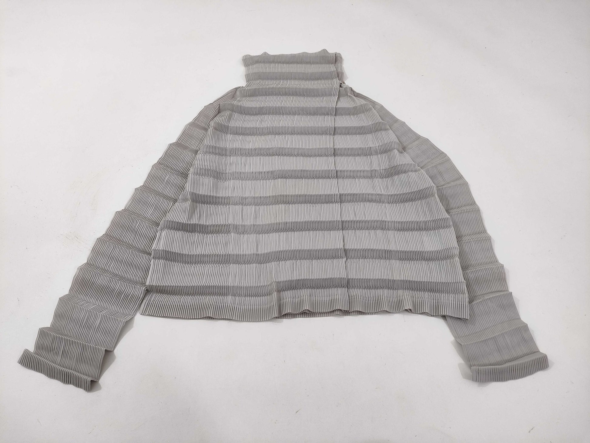 ISSEY MIYAKE Tops Tops