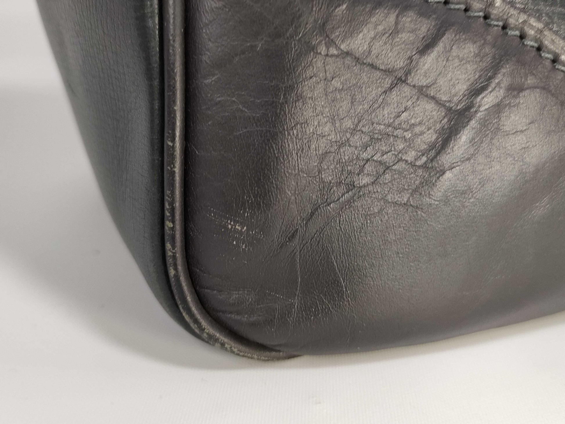 LOUIS VUITTON [Model Number] M97019 Utah Acoma Basalt Business Bag 