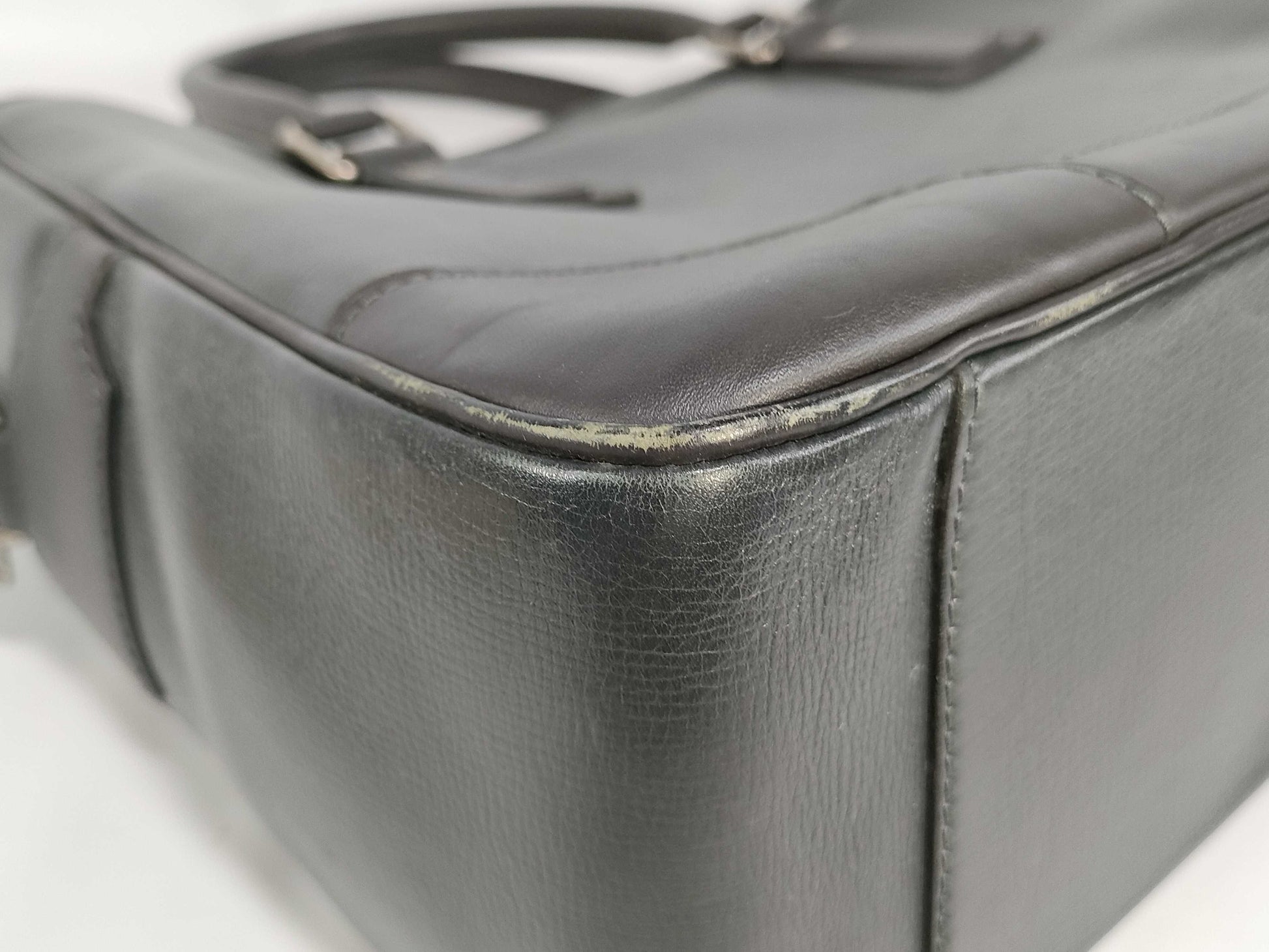 LOUIS VUITTON [Model Number] M97019 Utah Acoma Basalt Business Bag 