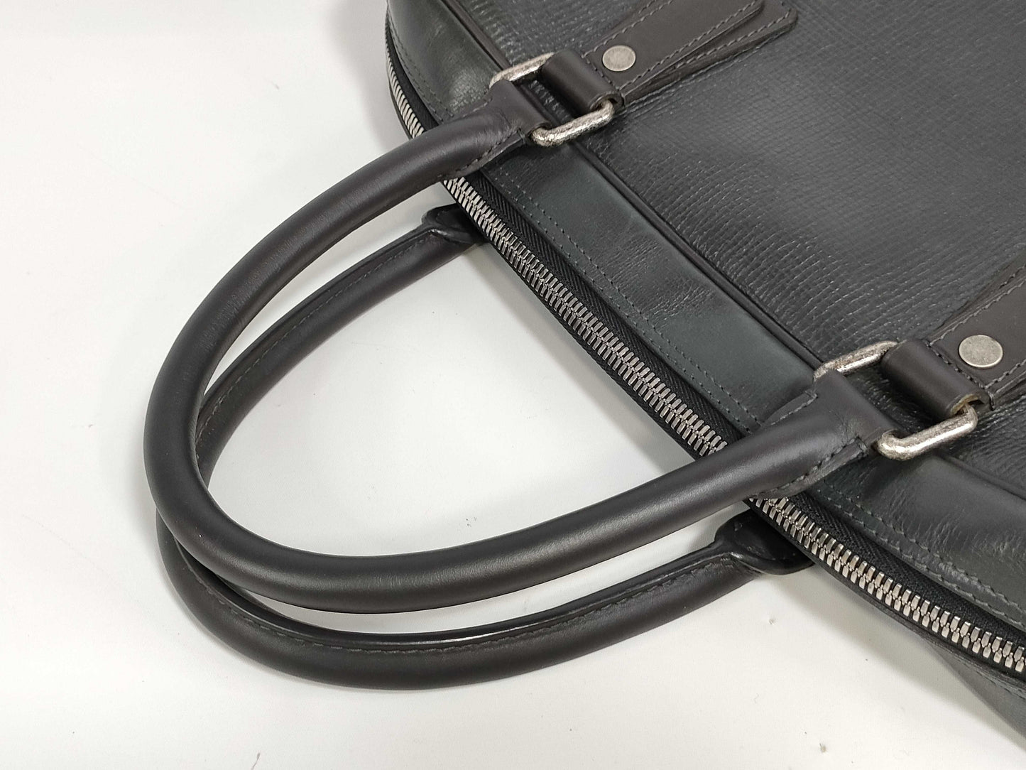 LOUIS VUITTON [Model Number] M97019 Utah Acoma Basalt Business Bag 