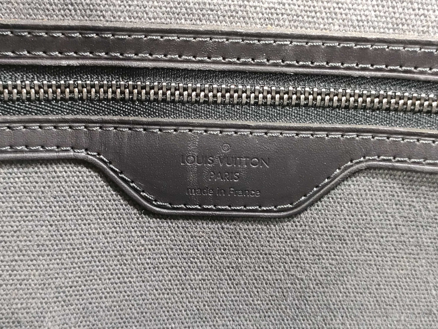 LOUIS VUITTON [Model Number] M97019 Utah Acoma Basalt Business Bag 