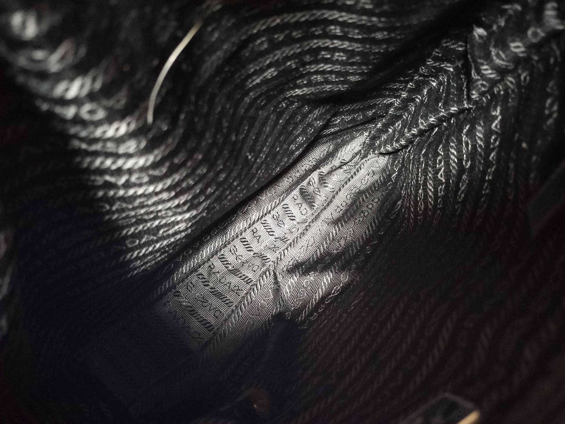 PRADA Nylon Tessuto Shoulder Bag