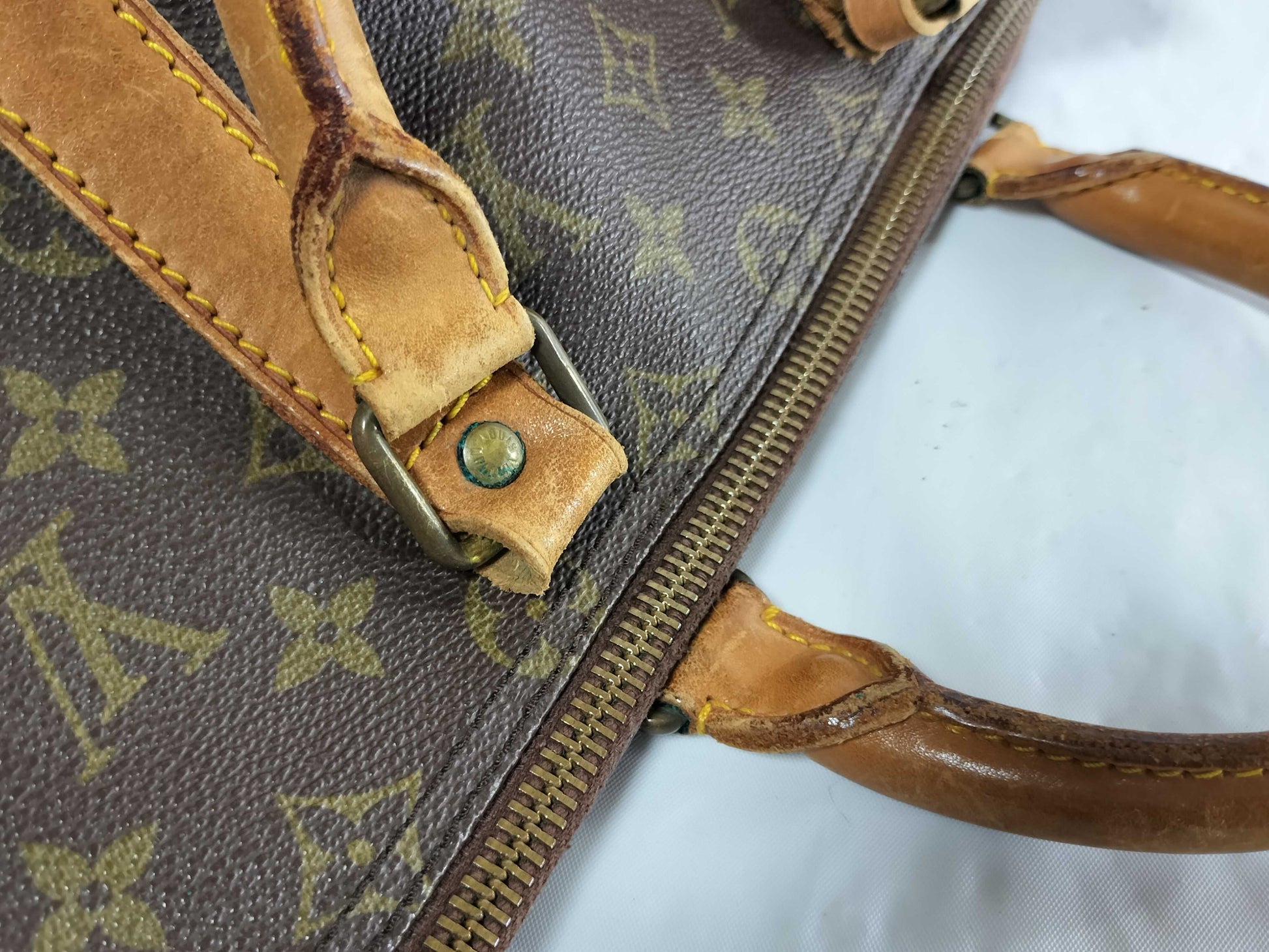 LOUIS VUITTON Monogram Keepall 50 Boston Bag with Torn Zipper Top