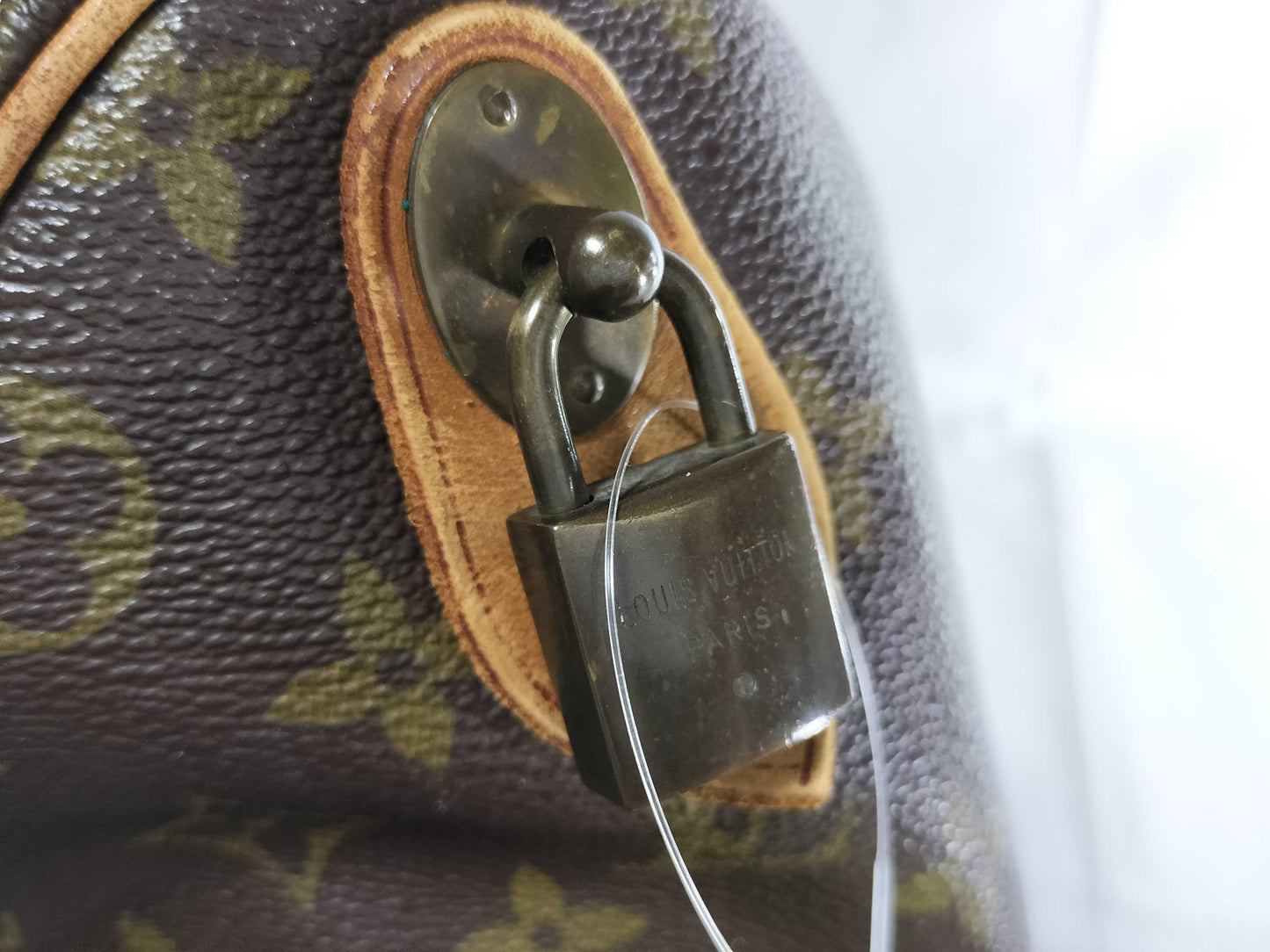 LOUIS VUITTON Monogram Keepall 50 Boston Bag with Torn Zipper Top