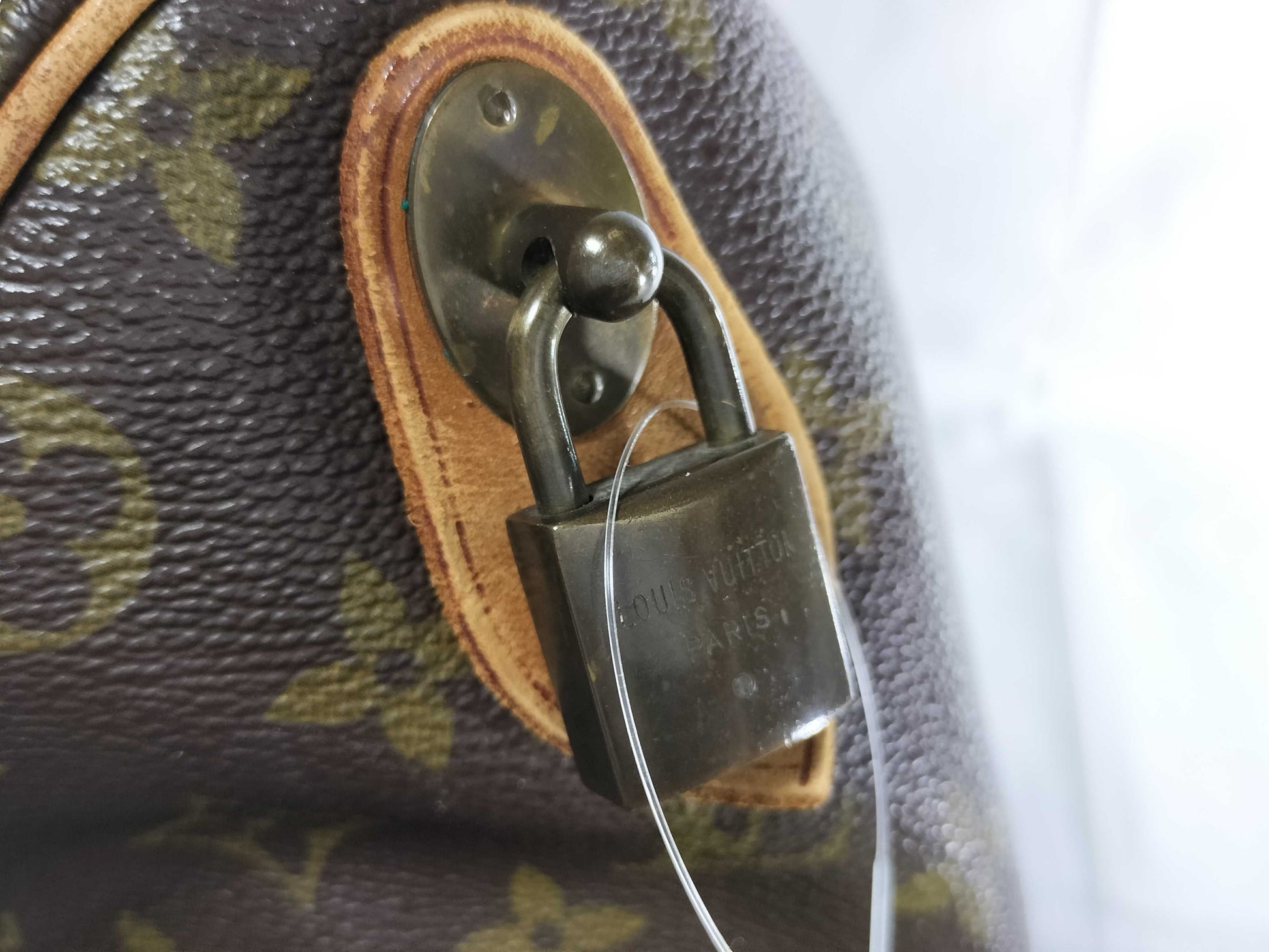 LOUIS VUITTON Monogram Keepall 50 Boston Bag with Torn Zipper Top