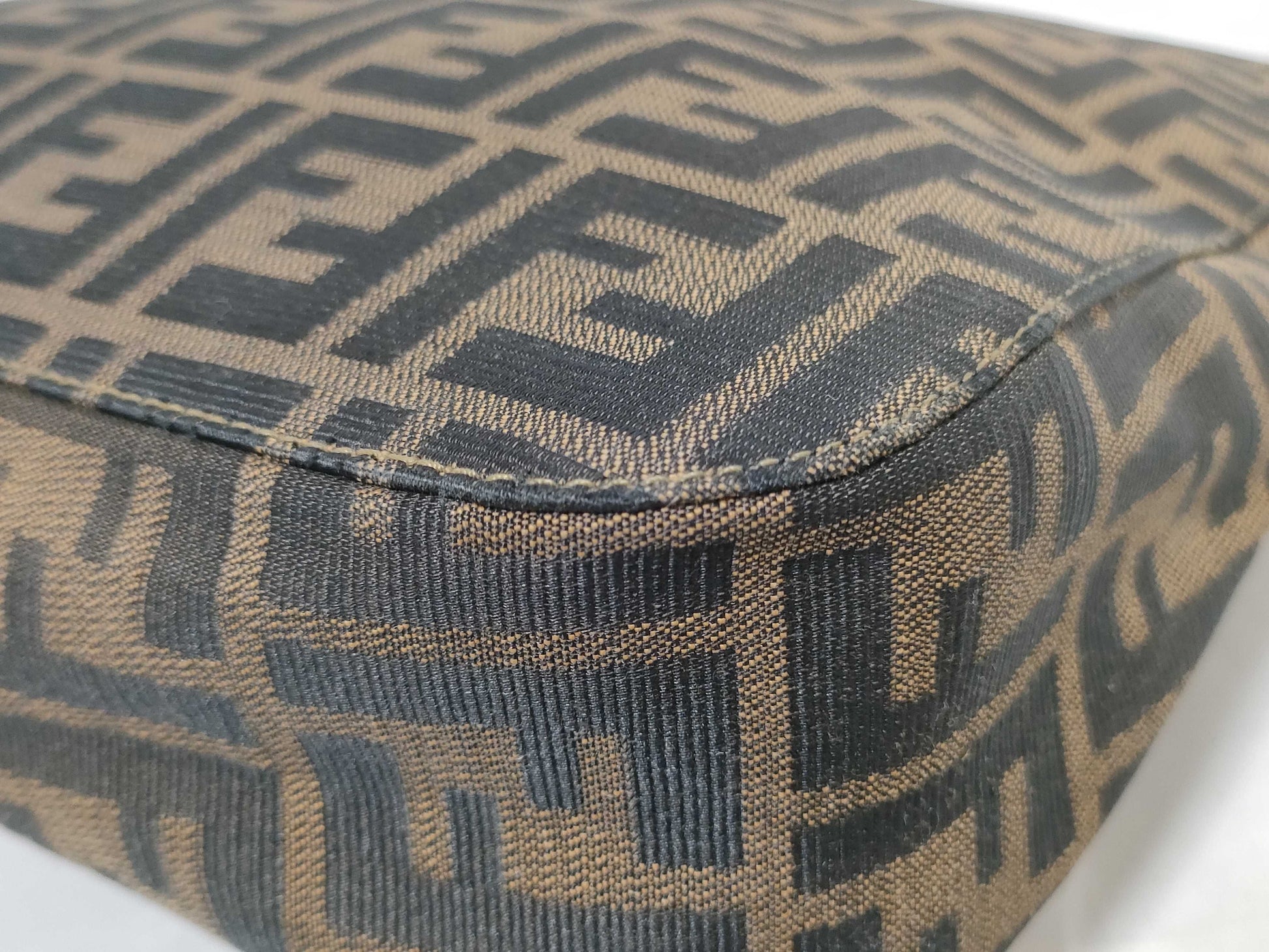 FENDI Zucca pattern one-shoulder shoulder bag