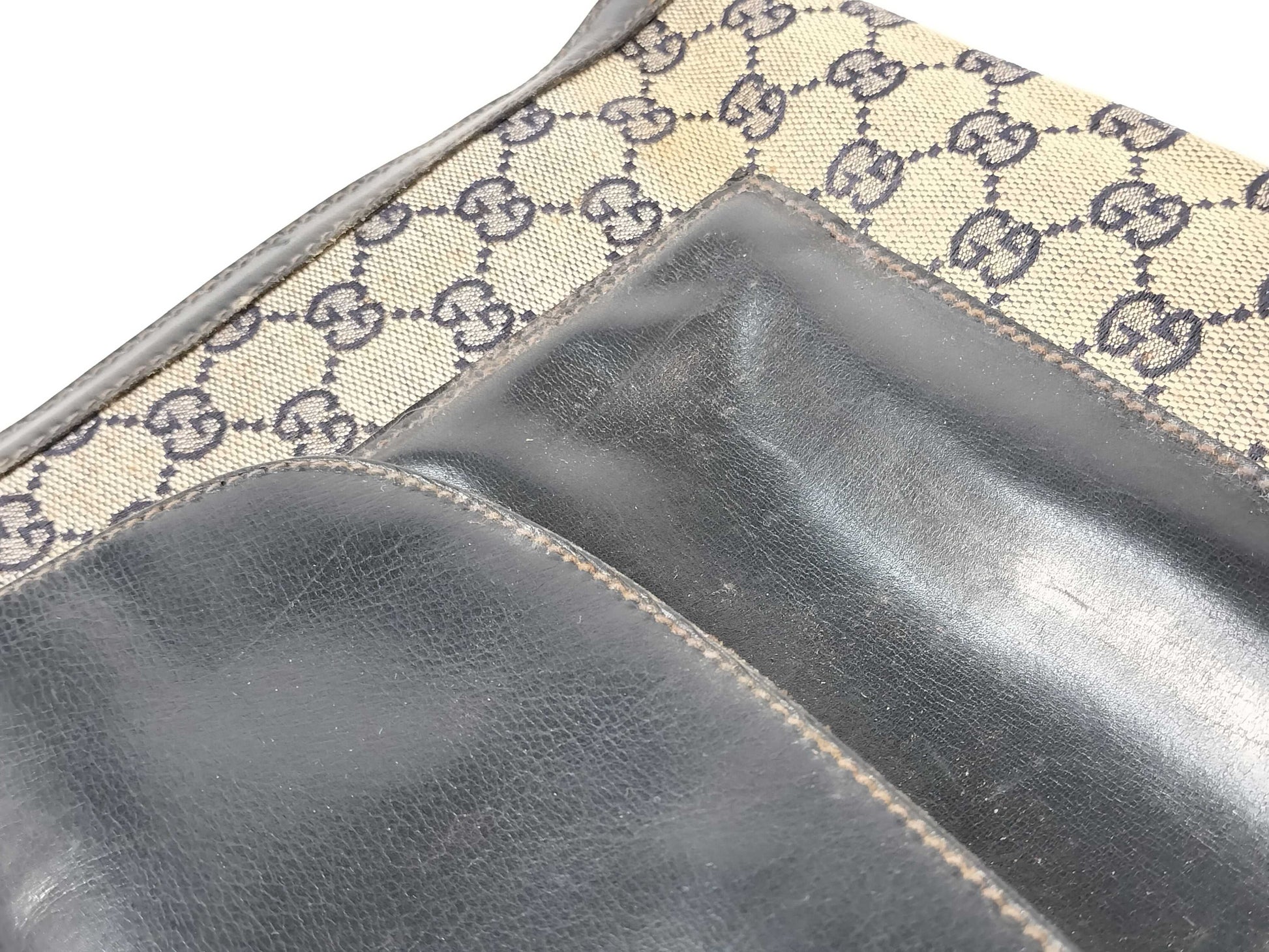 GUCCI GG Canvas Handbag