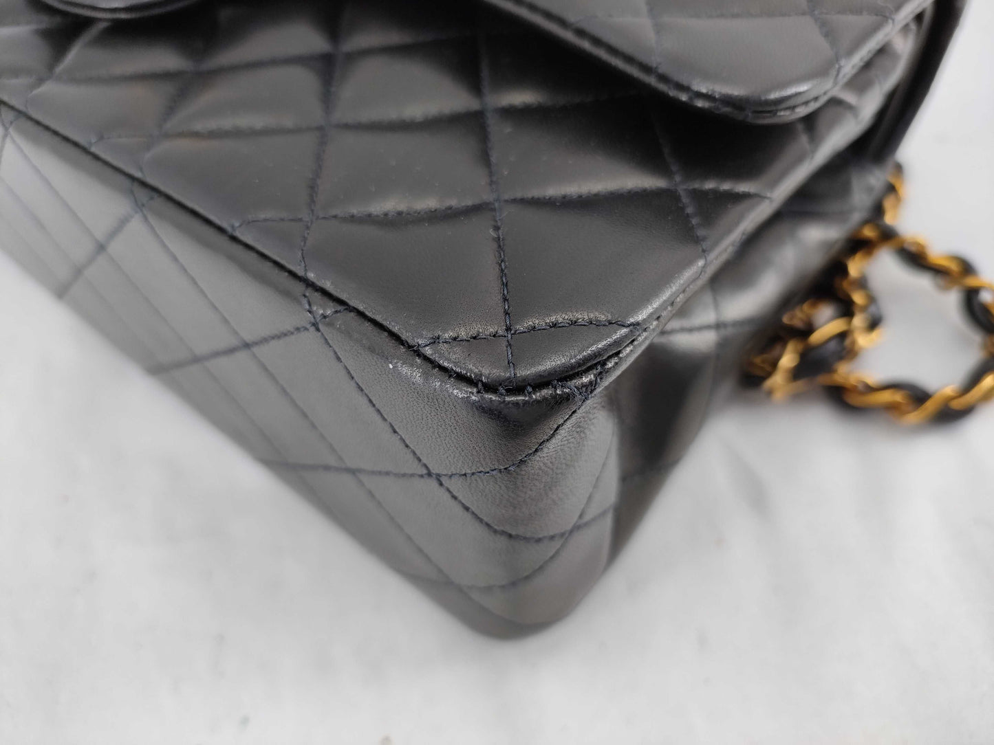 CHANEL [With sticker card] No. 3 Lambskin Matelasse 25 Shoulder Bag