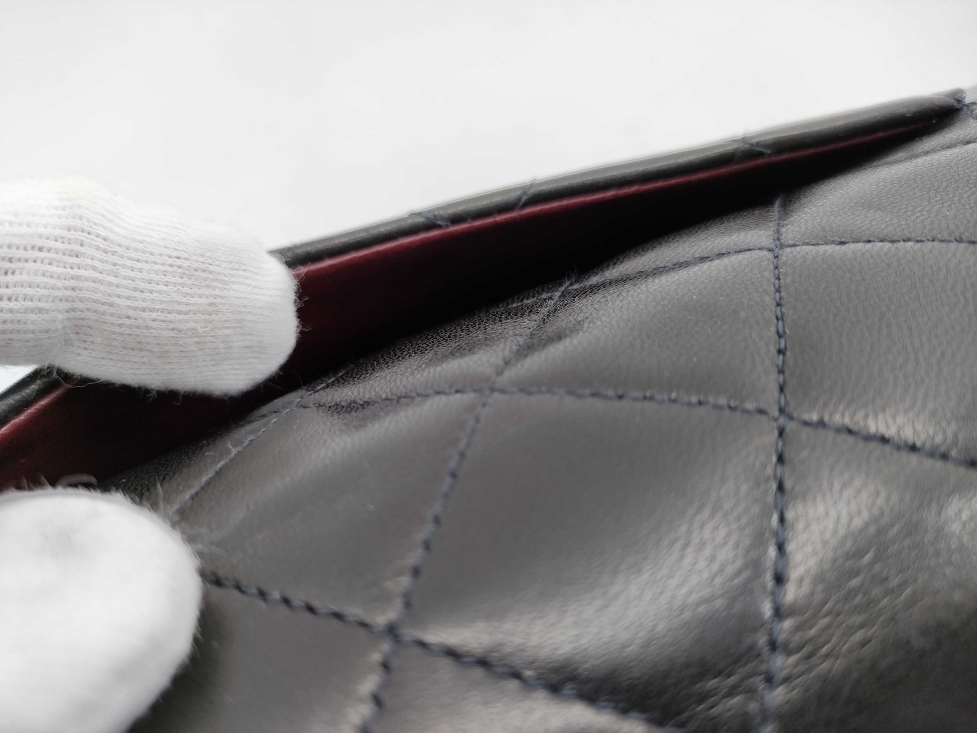 CHANEL [With sticker card] No. 3 Lambskin Matelasse 25 Shoulder Bag