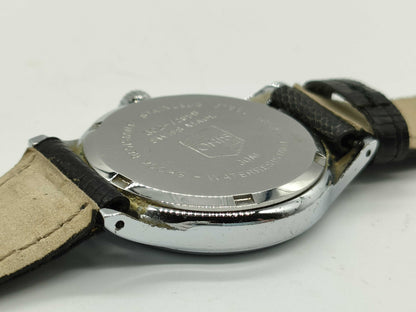 Oris 302-7285B Boys' Watch with Broken Crystal