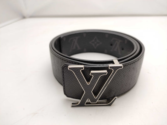 LOUIS VUITTON Taiga Reversible Belt with LV Initials and Monogram