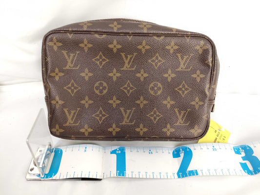 LOUIS VUITTON M47524 Monogram True Towelette Pouch