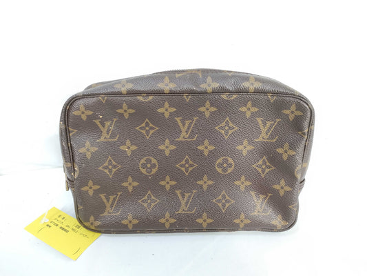 LOUIS VUITTON M47524 Monogram True Towelette Pouch