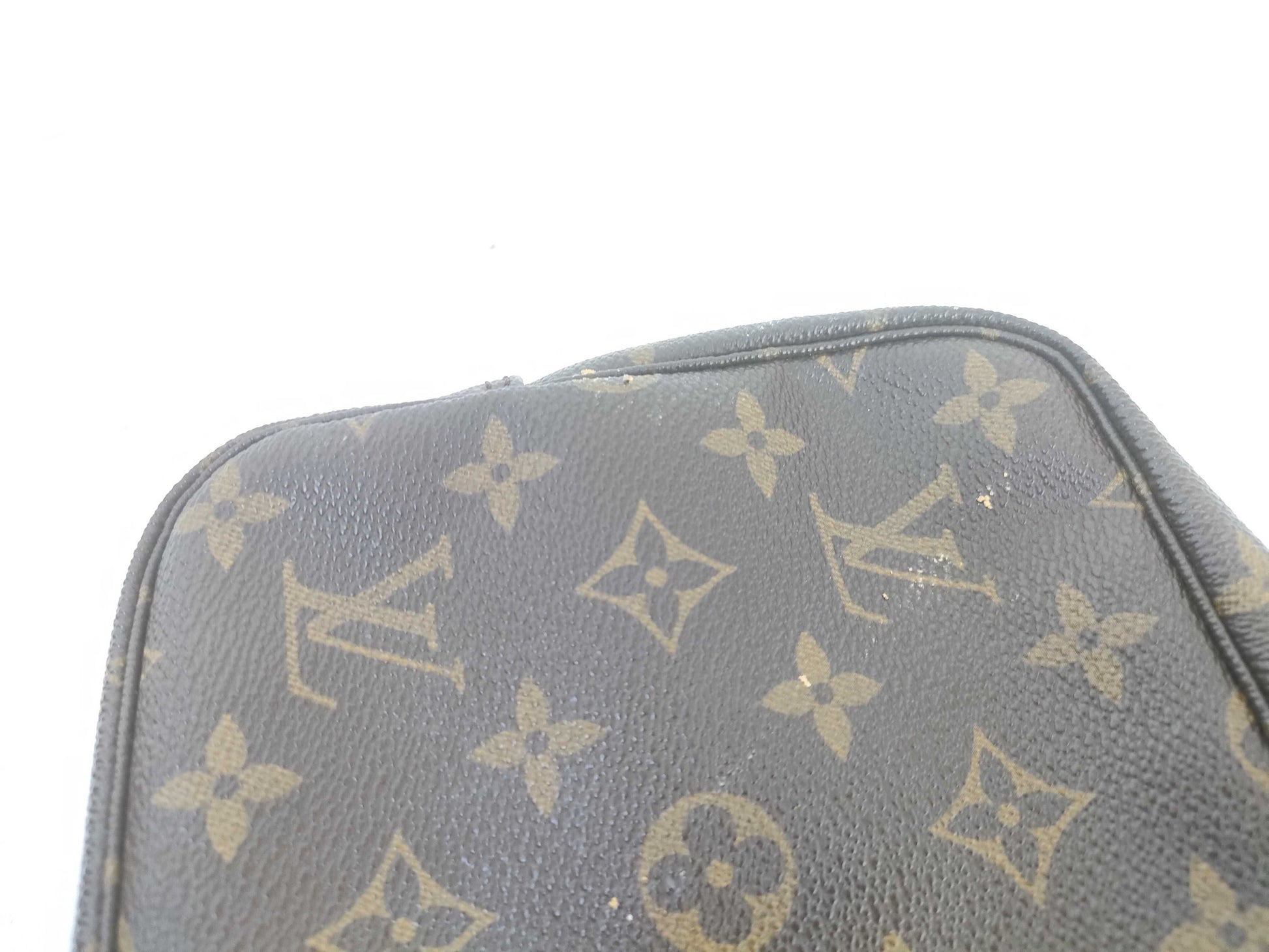 LOUIS VUITTON M47524 Monogram True Towelette Pouch