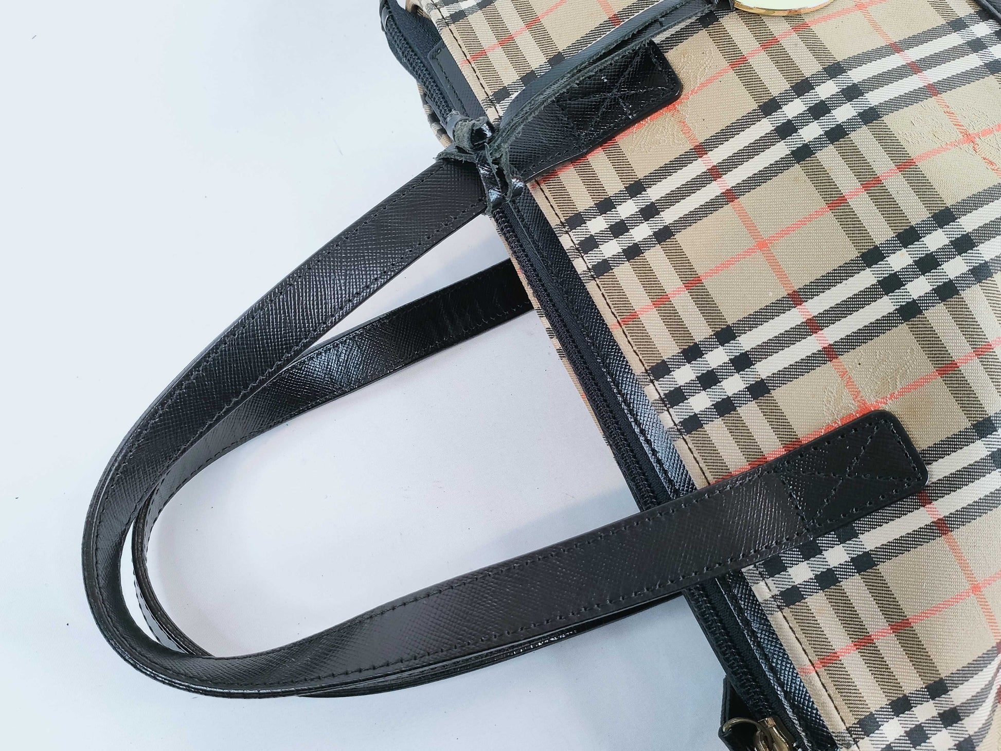 BURBERRY Handbag Handbag