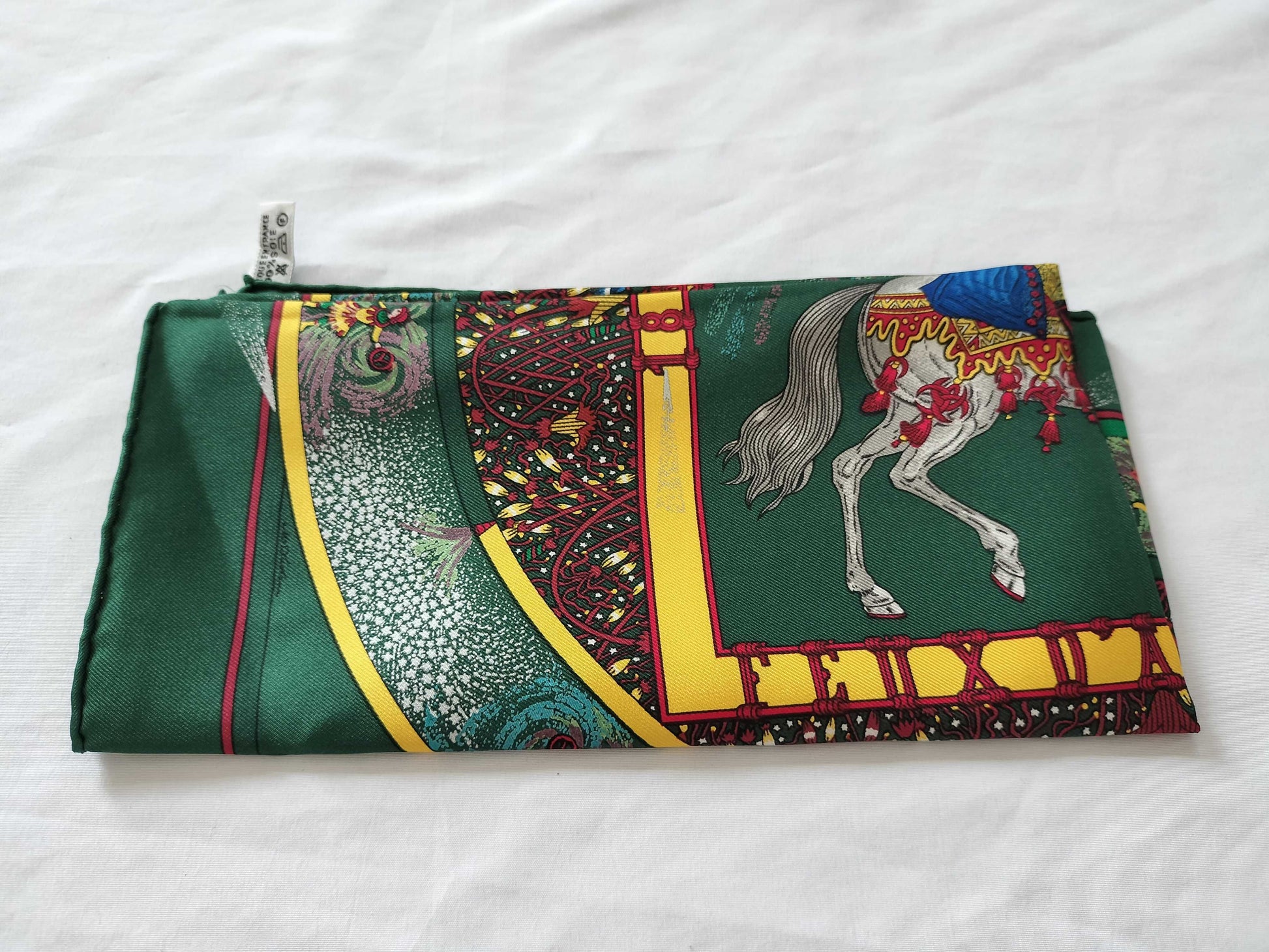 HERMES Carré Skillful Fire 40 Scarf