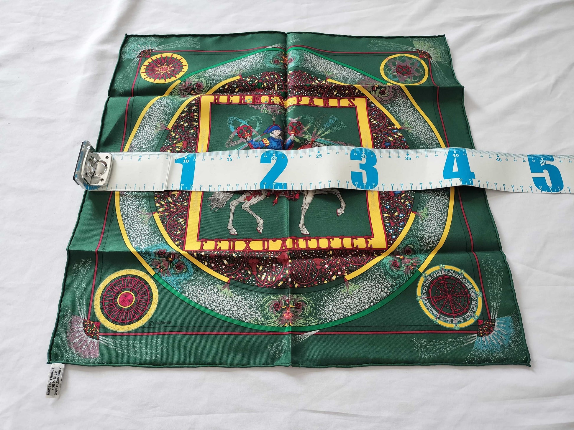 HERMES Carré Skillful Fire 40 Scarf