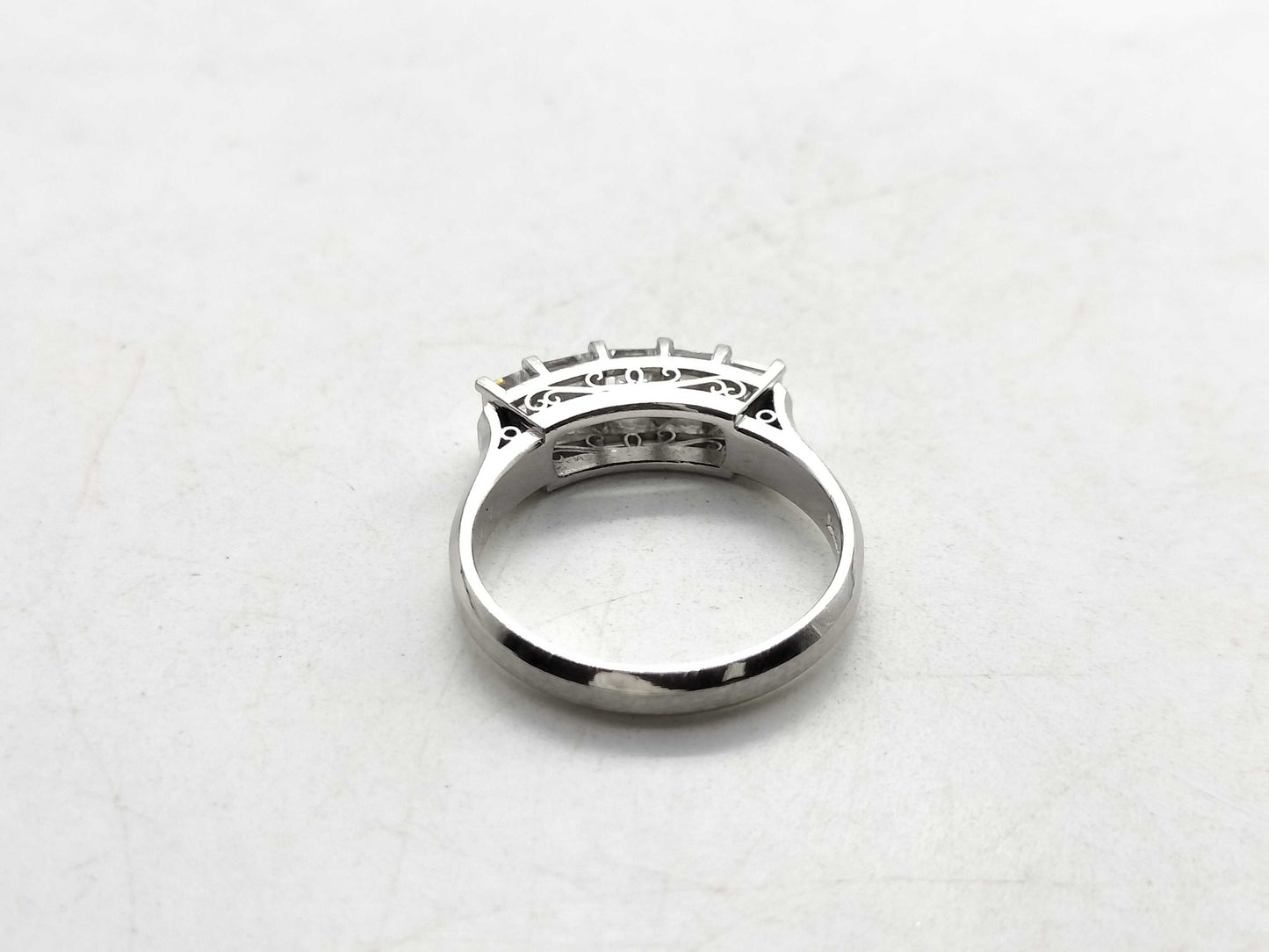 D1.00ct PT900 4.8g Ring 