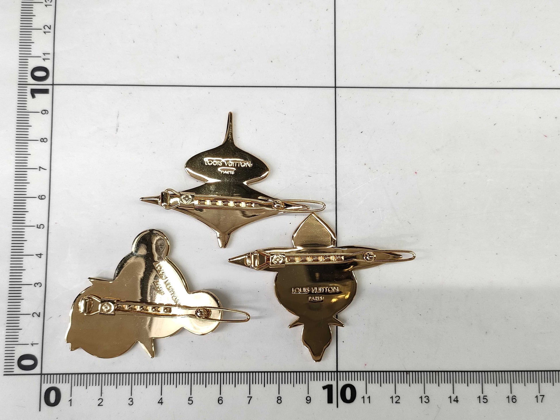 LOUIS VUITTON M92595 Takashi Murakami Characters Barrette Set Other Accessories