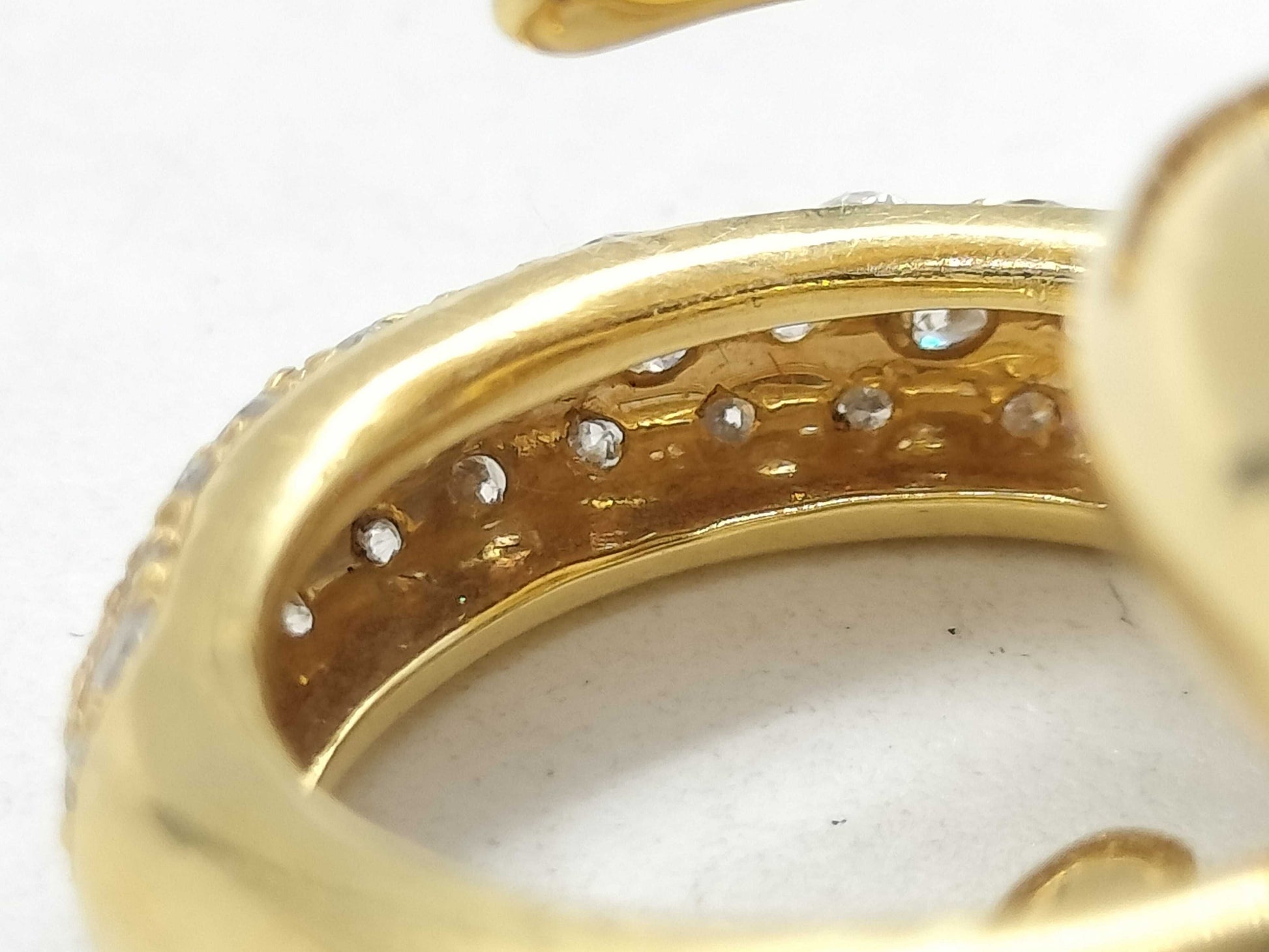 D1.17ct 750 14.6g Ring 