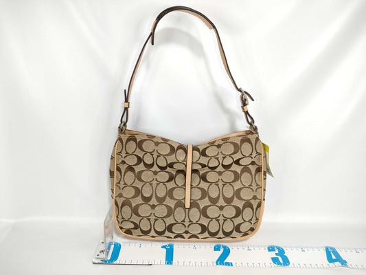 COACH Signature F17919 Signature One-Hand Shoulder Bag