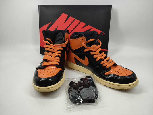 NIKE AIR JORDAN 1 RETRO HIGH 555088-028 Sneakers