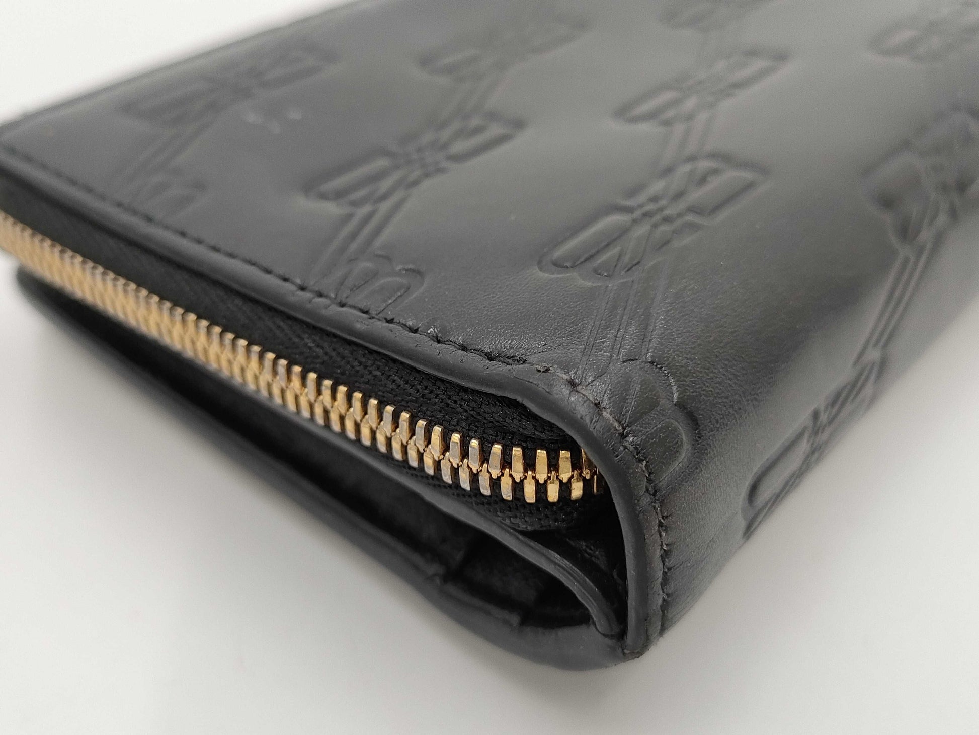 BALENCIAGA Bifold Zippy Wallet Leather Wallet