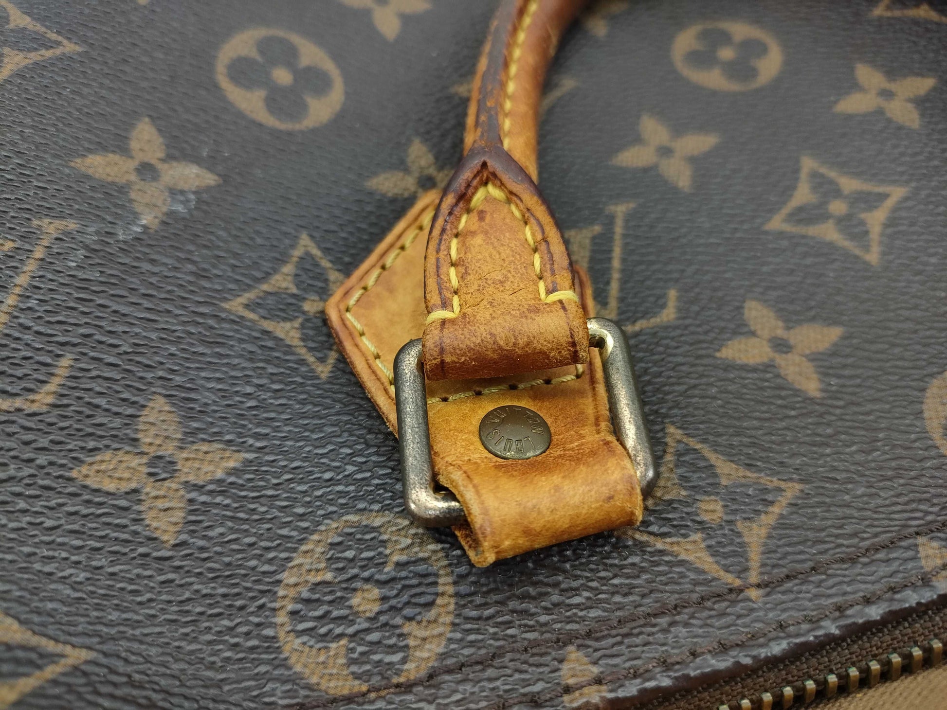 LOUIS VUITTON M41526 Monogram Speedy 30 Handbag