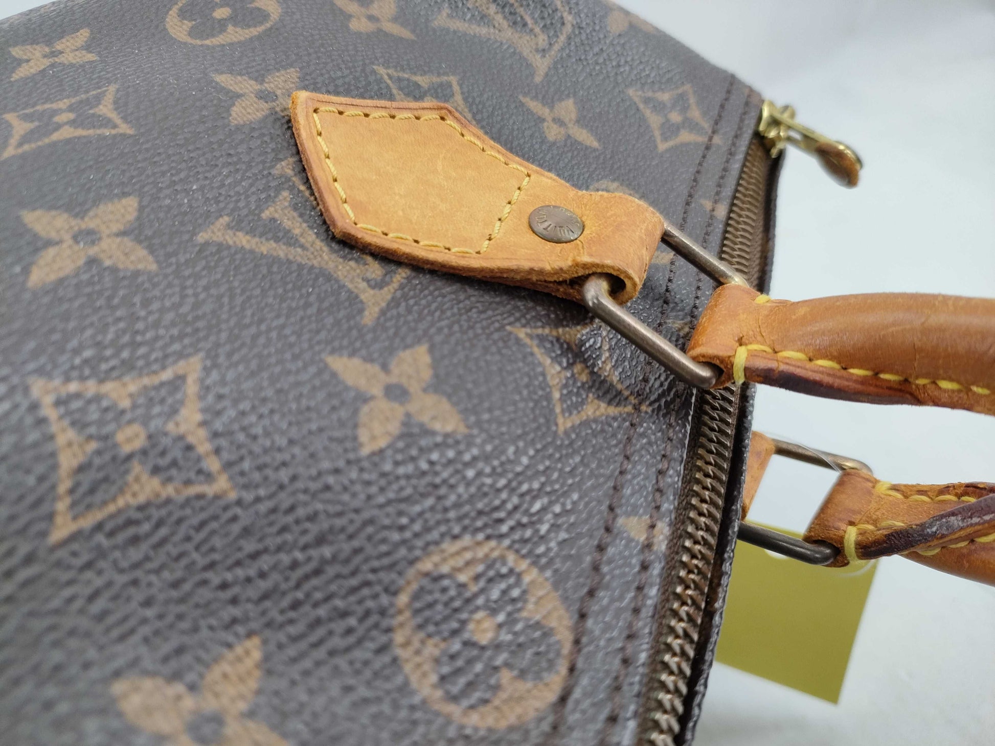 LOUIS VUITTON M41526 Monogram Speedy 30 Handbag