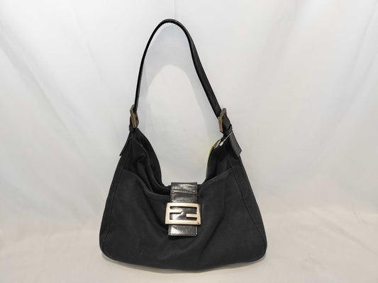 FENDI Mamma One-Shoulder Black Sticky Shoulder Bag