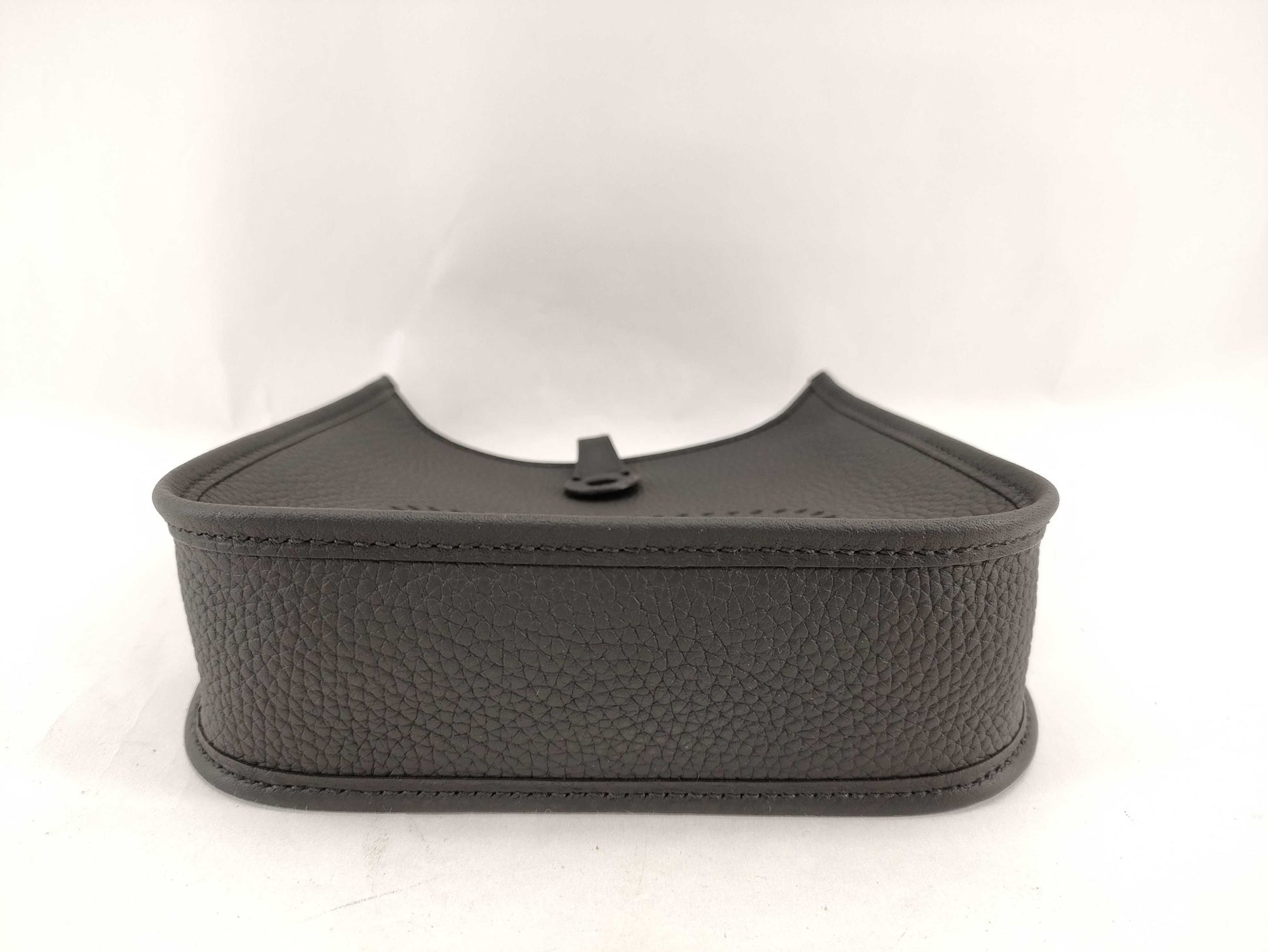 HERMES [Engraved] W Evelyn TPM Gold Hardware W Engraved Shoulder Bag