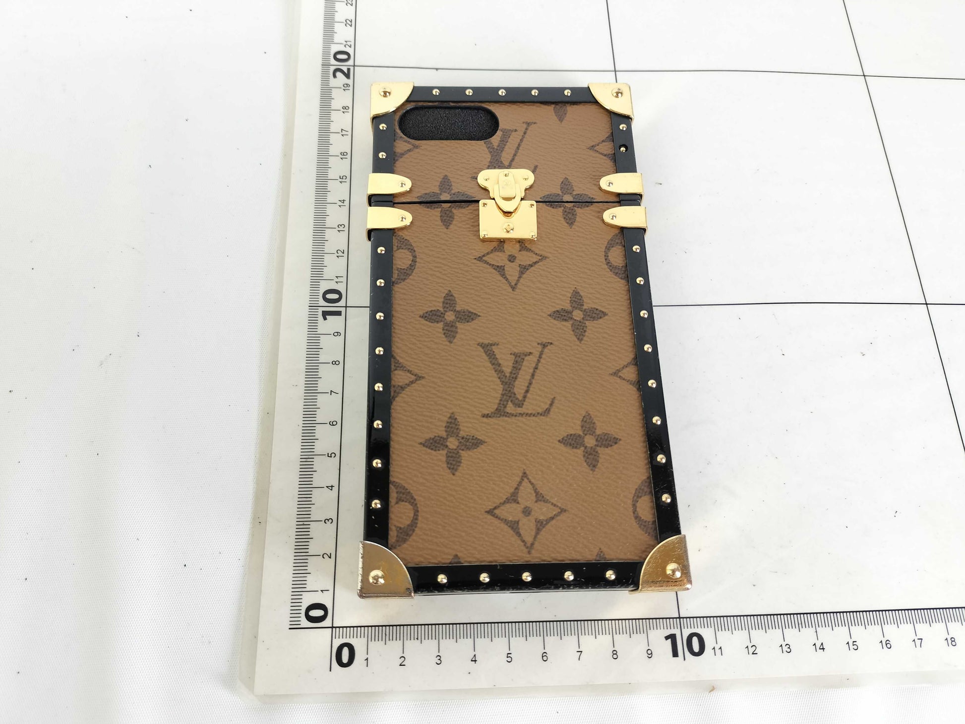 LOUIS VUITTON BC1137 Monogram M64487 Smartphone Case and Other Accessories