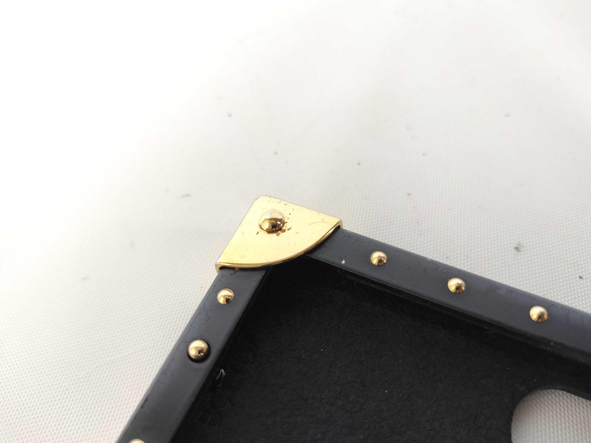 LOUIS VUITTON BC1137 Monogram M64487 Smartphone Case and Other Accessories