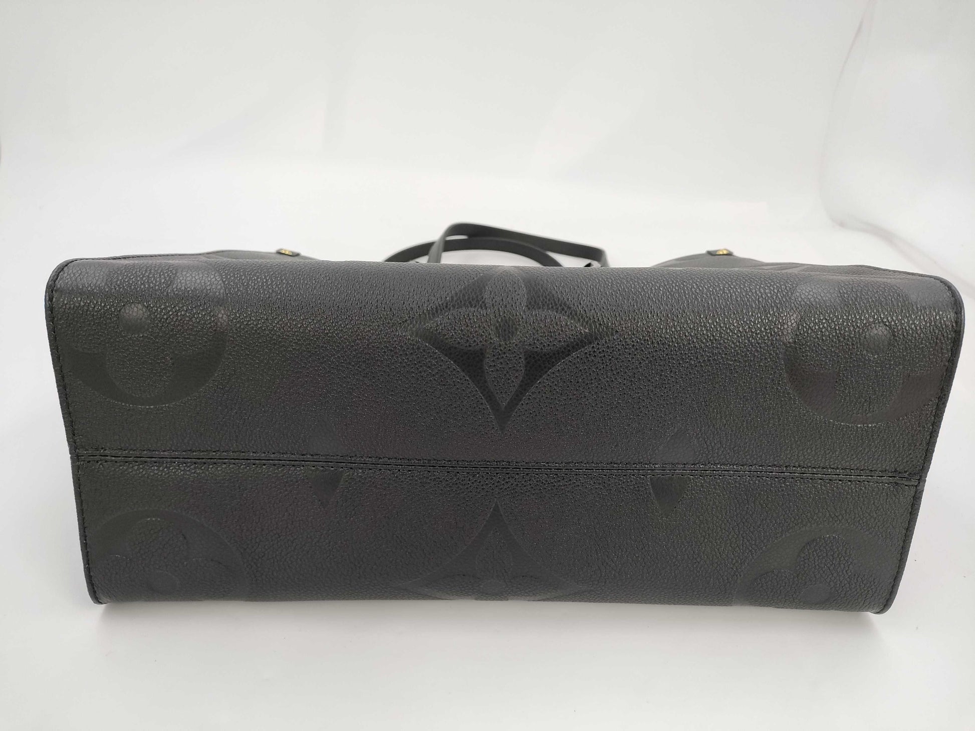 LOUIS VUITTON RFID Monogram Empreinte M45595 On the Go MM Handbag