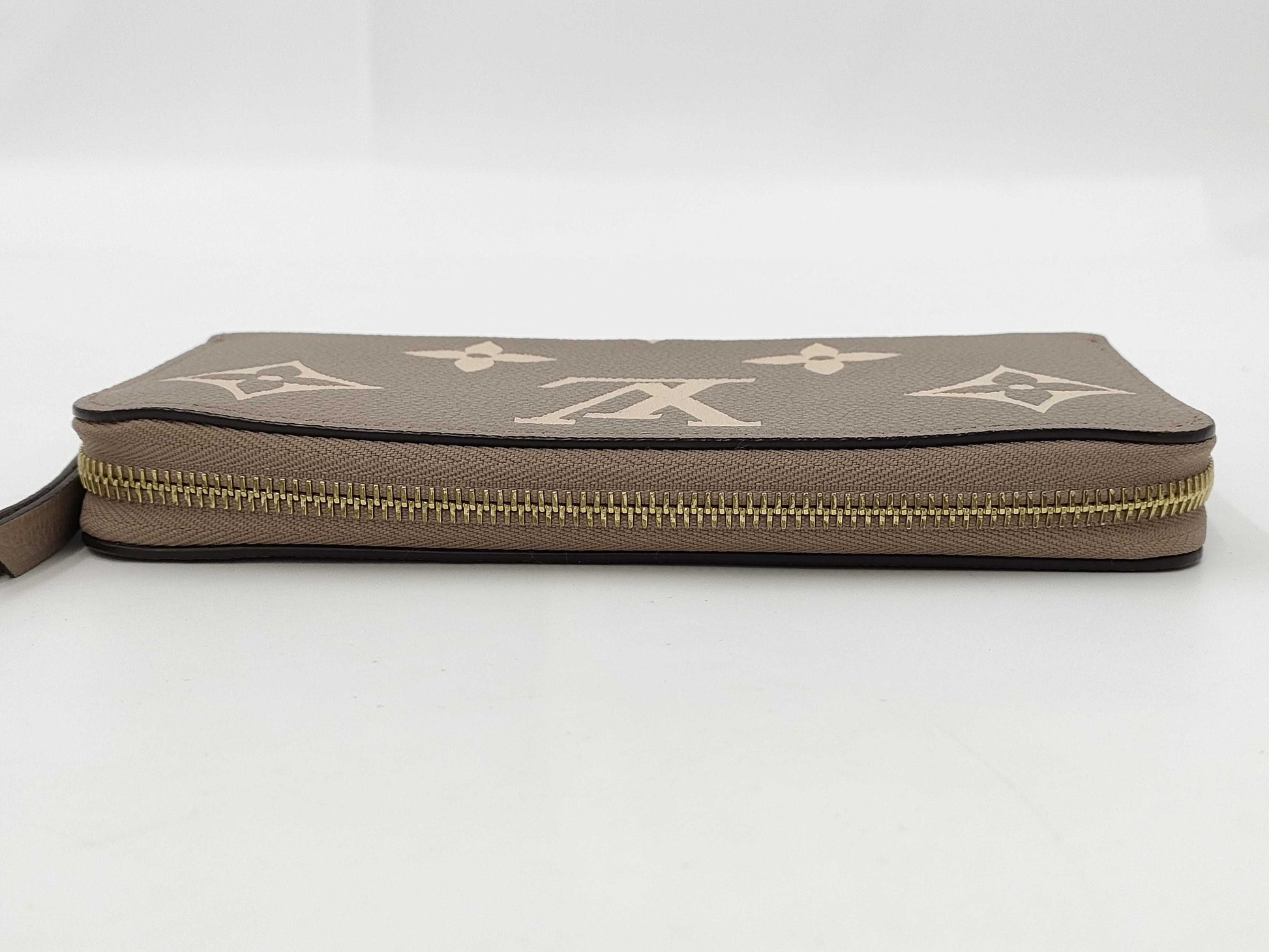 LOUIS VUITTON Monogram Empreinte/Tourterelle Creme Wallet