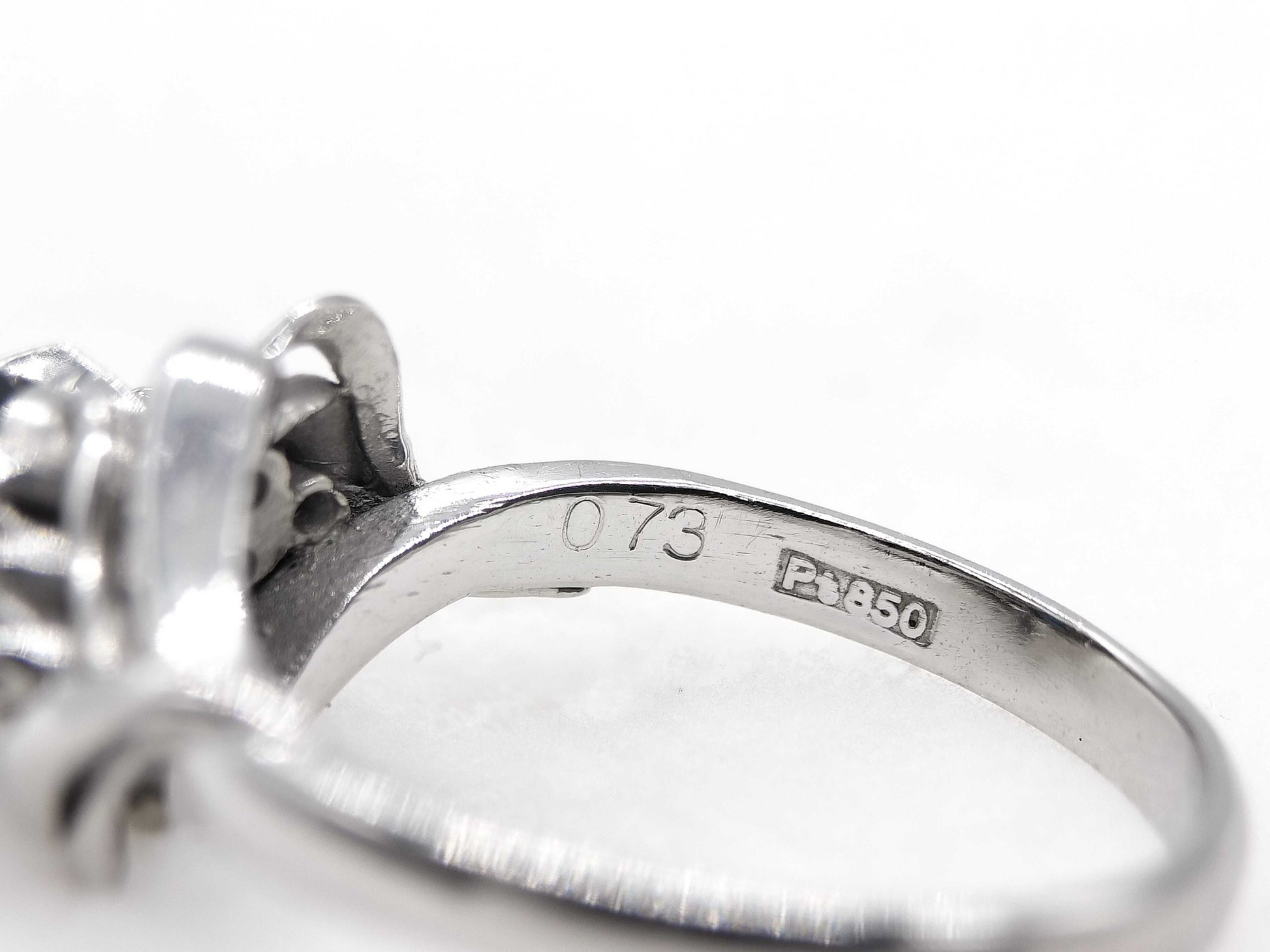S0.73ct D0.07ct PT850 4.6g Ring 