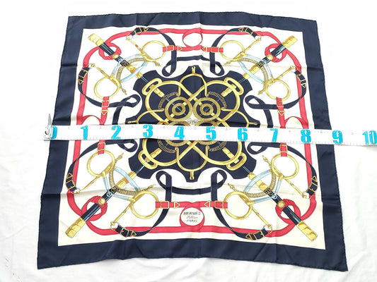 HERMES Carré Carré 90 Golden Spur Scarf