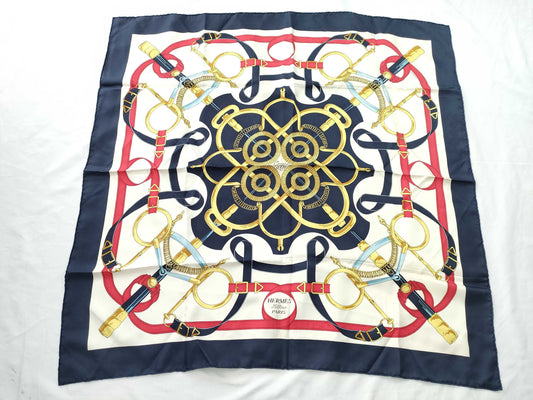 HERMES Carré Carré 90 Golden Spur Scarf