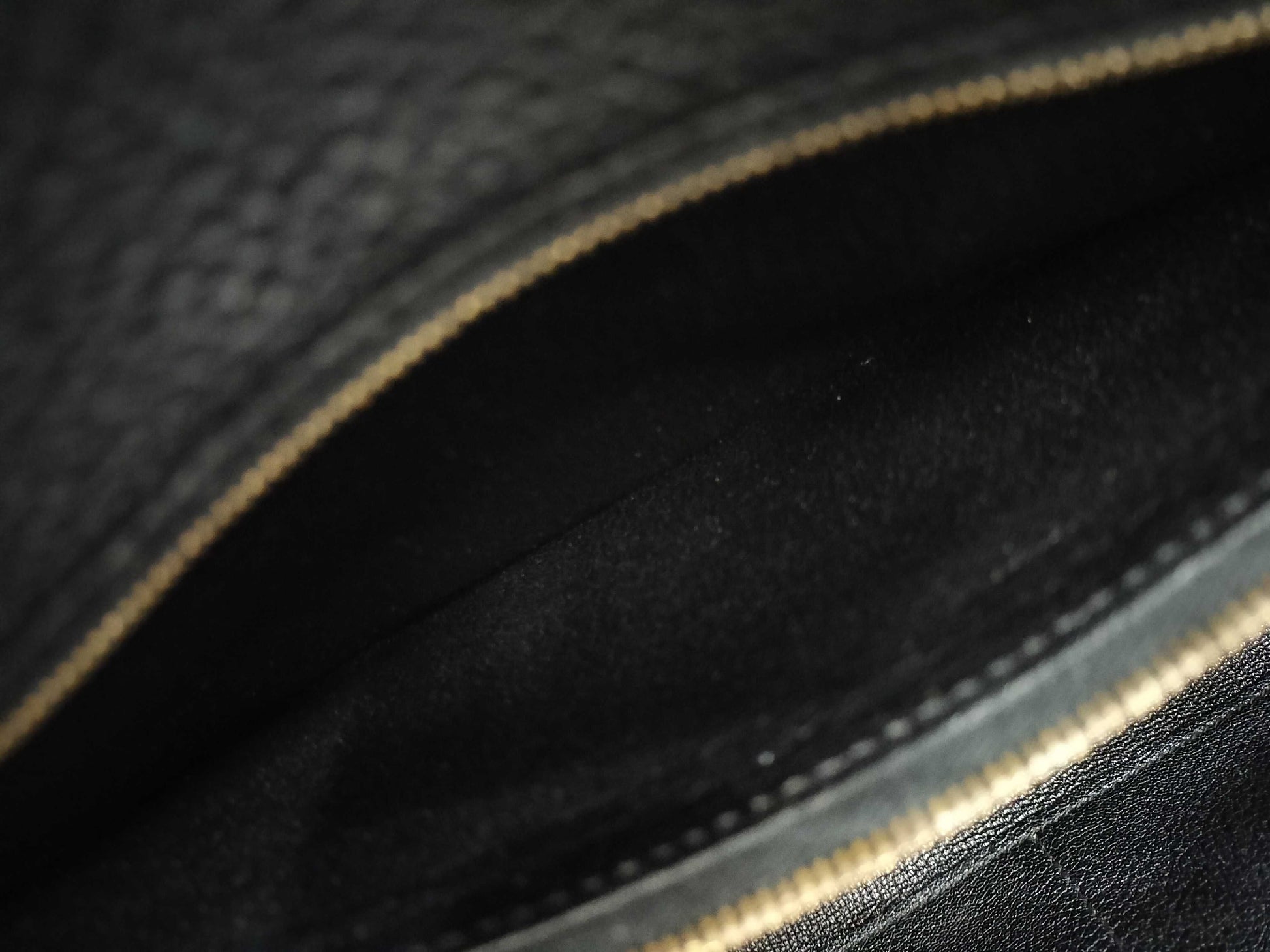 HERMES Kelly 35 Togo Black Handbag with P Stamp and GD Hardware