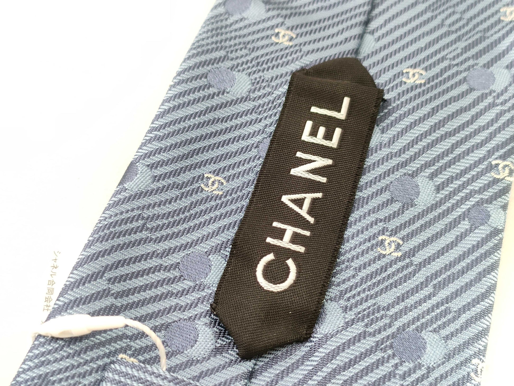 CHANEL unused tie