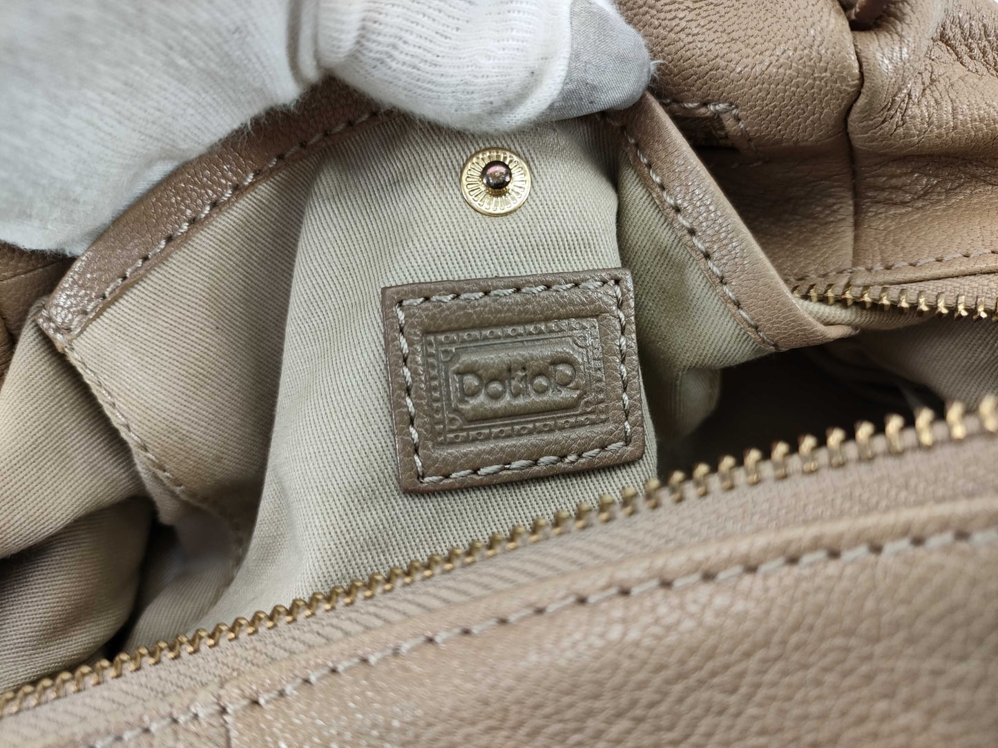 Kate Spade, Coach, and other leather shoulder bags*4