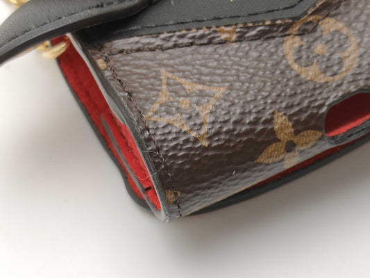 LOUIS VUITTON Monogram G10568 iPod Case Cow Other Accessories