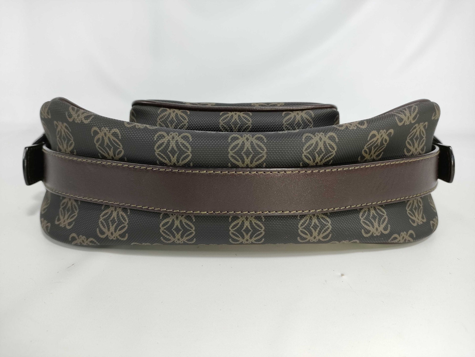 LOEWE Anagram/Shoulder Bag/PVC Shoulder Bag