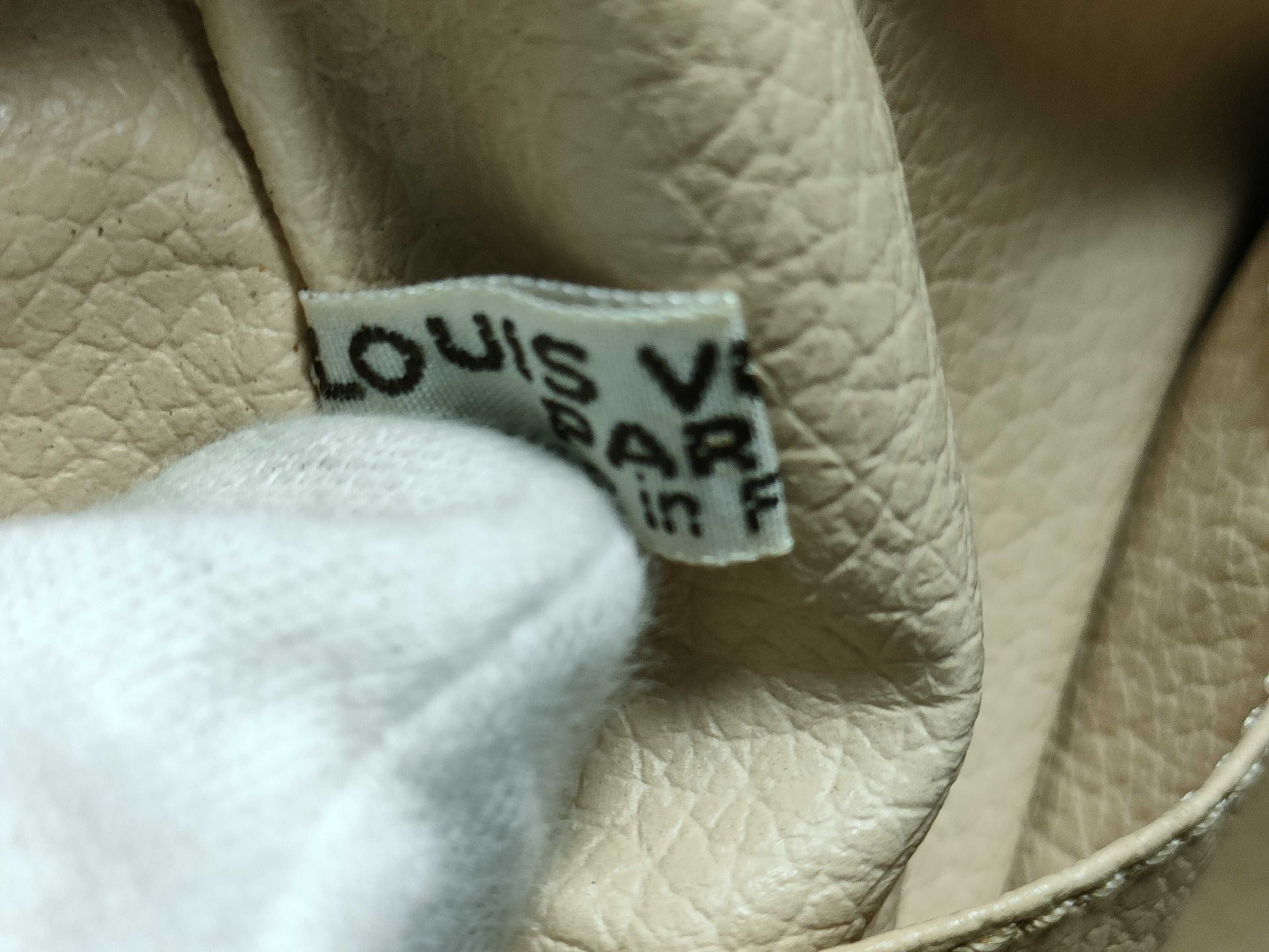 LOUIS VUITTON Monogram Truest Wallet 28 Second Bag