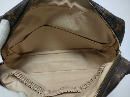 LOUIS VUITTON Monogram Truest Wallet 28 Second Bag