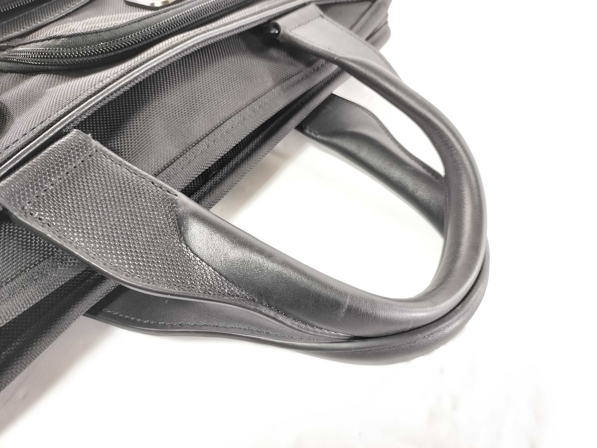 TUMI TUMI 02603109 Briefcase Business Bag